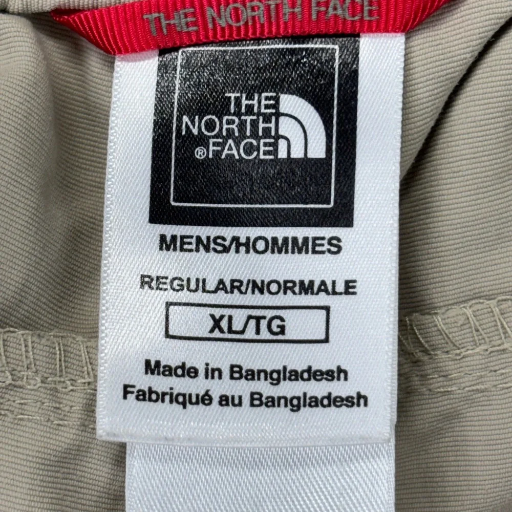The North Face Shorts Mens XL Beige Cargo Hiking 10in Inseam 38 Waist Belt